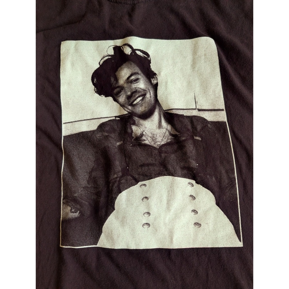 Harry Styles Graphic T-Shirt Comfort Colors Black Short Sleeve Large
